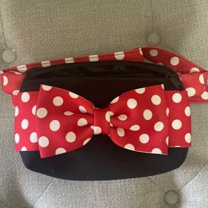 Minnie Mouse waist bag